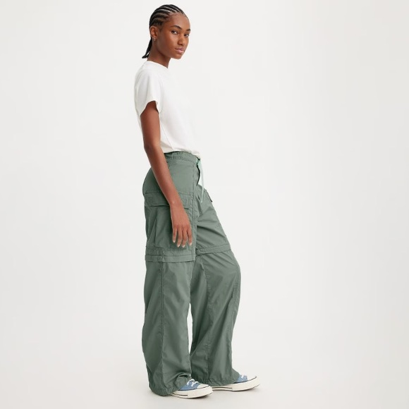 Levis Women’s Convertible Cargo Pants - Picture 4 of 7